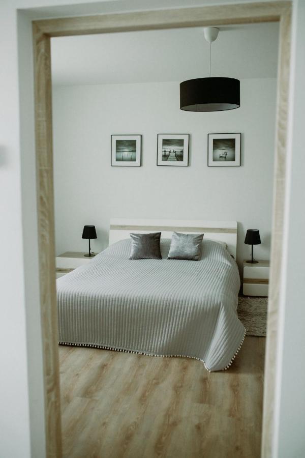 Apartament Magnolia -Centrum Тарнув Екстер'єр фото
